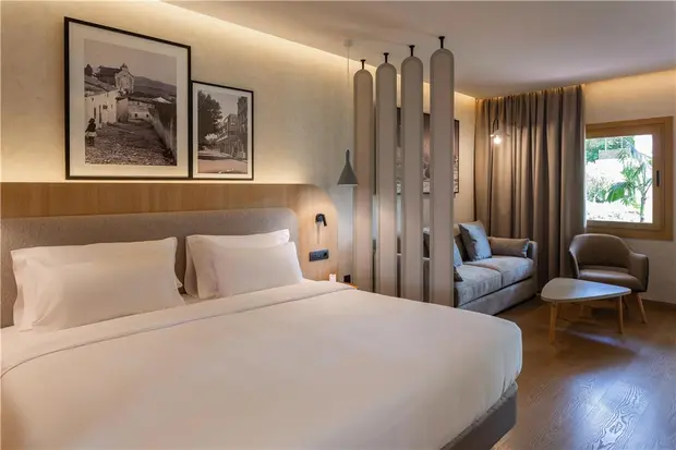 Radisson Resort & Residences, photograph 12 of 12